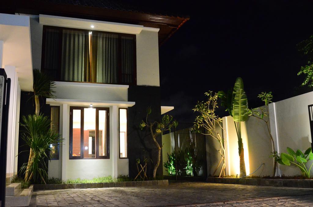 The Arnaya Villa Kuta  Room photo